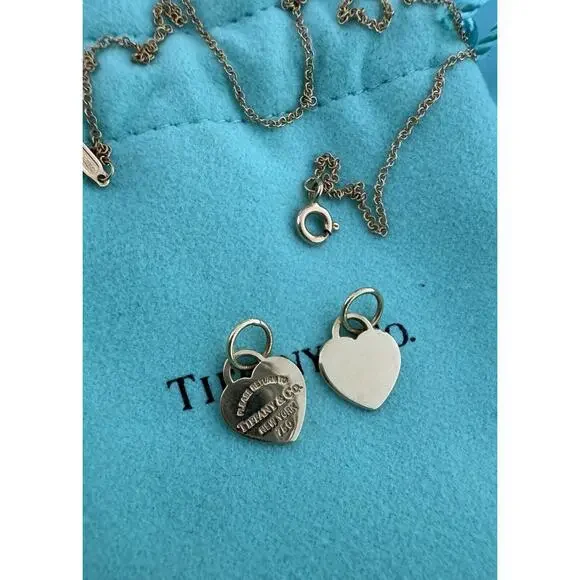 Return Tiffany & Co. 18k Gold MINI Double Heart Tag Pendant Necklace 18” READ - Picture 5 of 12